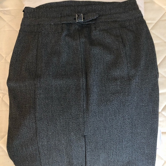 Express Skirt - Picture 2 of 5